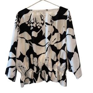 ANN TAYLOR Black and White Floral Blouse L